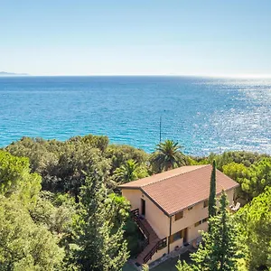 https://azienda-agricola-club-le-cannelle.it-tuscanyhotel.com